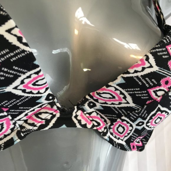 Women's HOLLISTER Black Pink Tribal Swim Bikini Top Push Up Size 34C Bottoms L - Picture 5 of 15